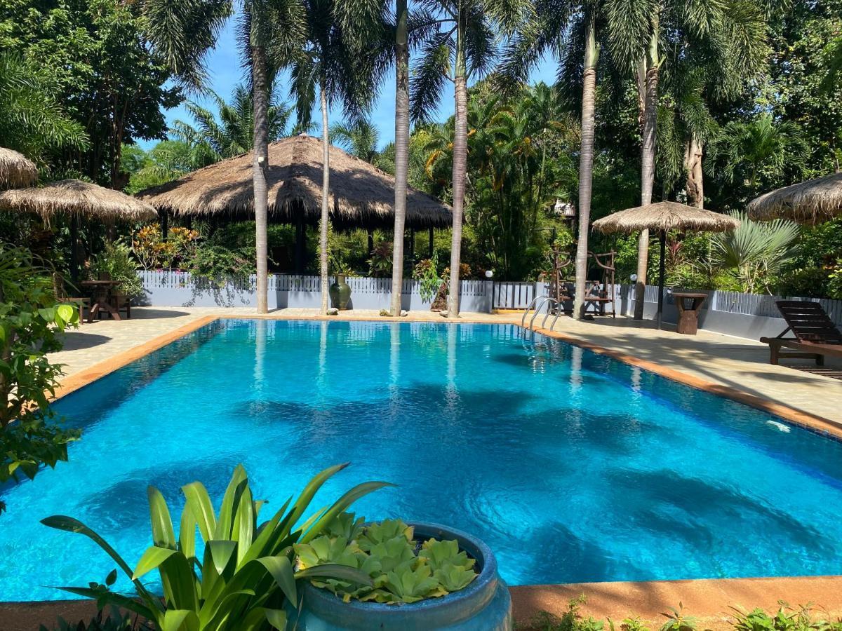 Good Time Sports Village Koh Mak Buitenkant foto