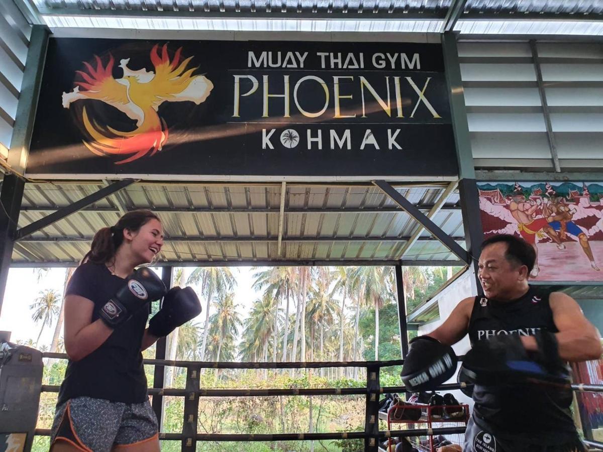 Good Time Sports Village Koh Mak Buitenkant foto